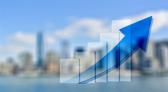 Çin'de 6.95 milyar dolarlık hızlı tren projesinde raylar döşeniyor